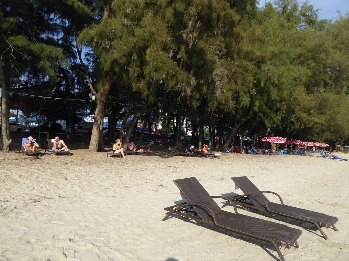 Tropicana Beach Villa At Vip Resort Ban Phe Eksteriør bilde