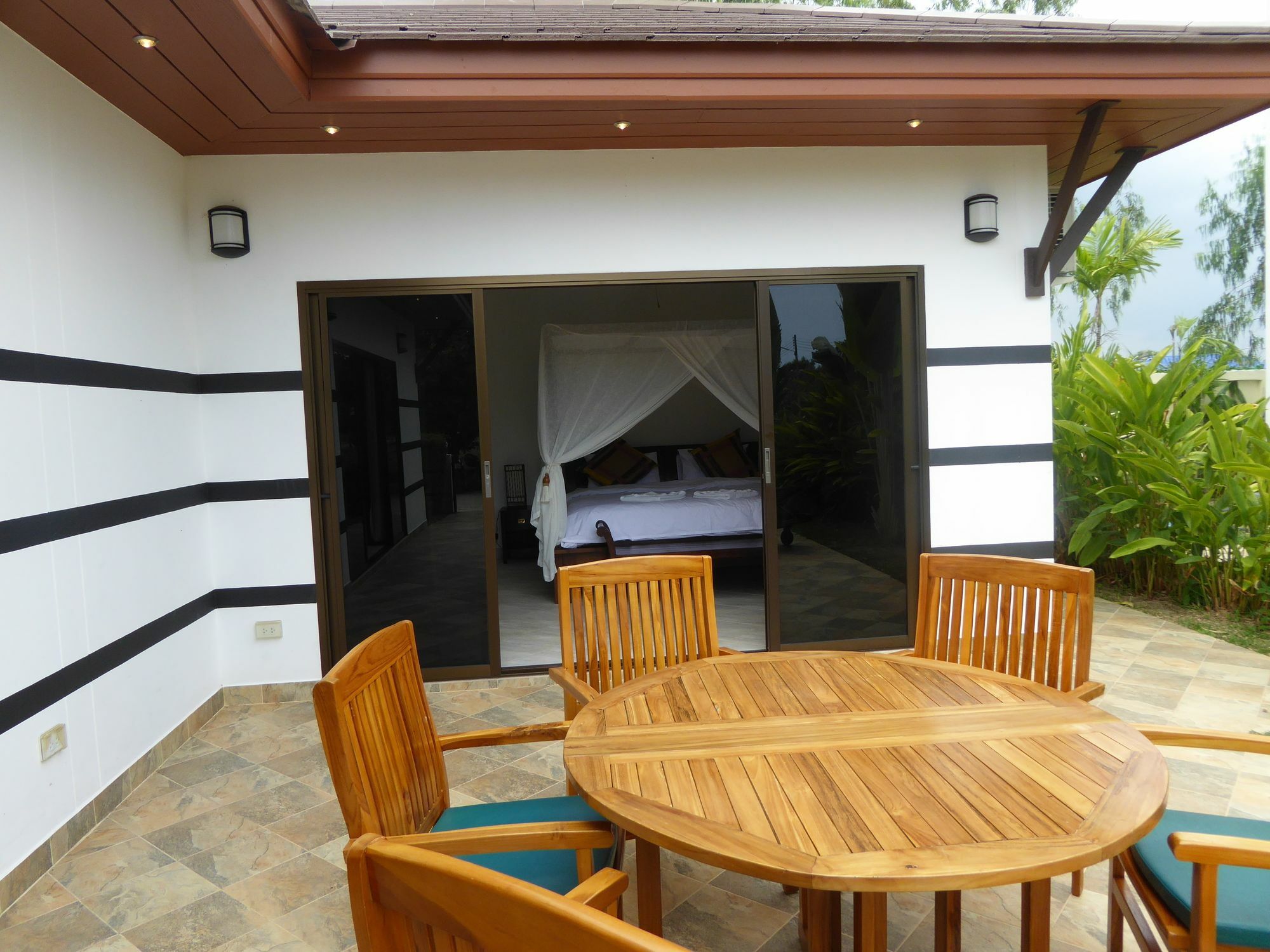 Tropicana Beach Villa At Vip Resort Ban Phe Eksteriør bilde